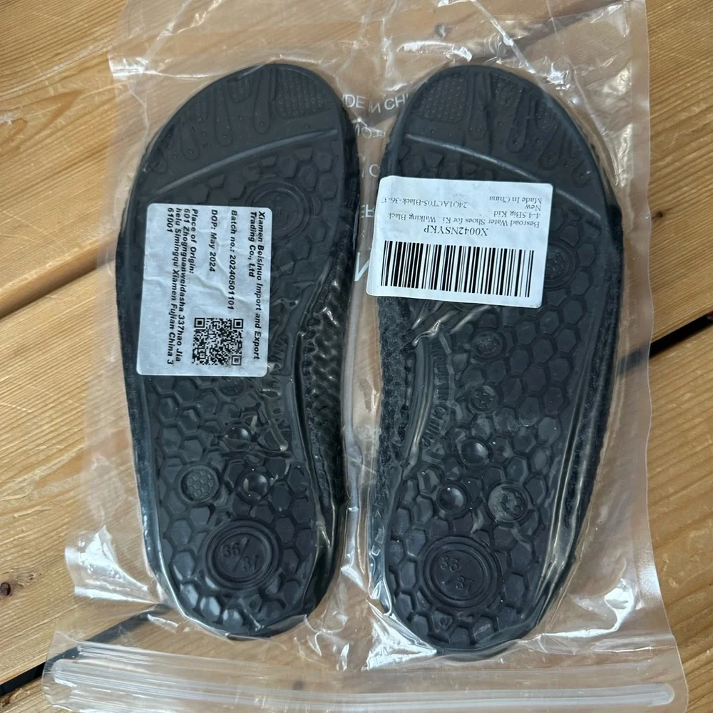 NEW water shoes kids size 4